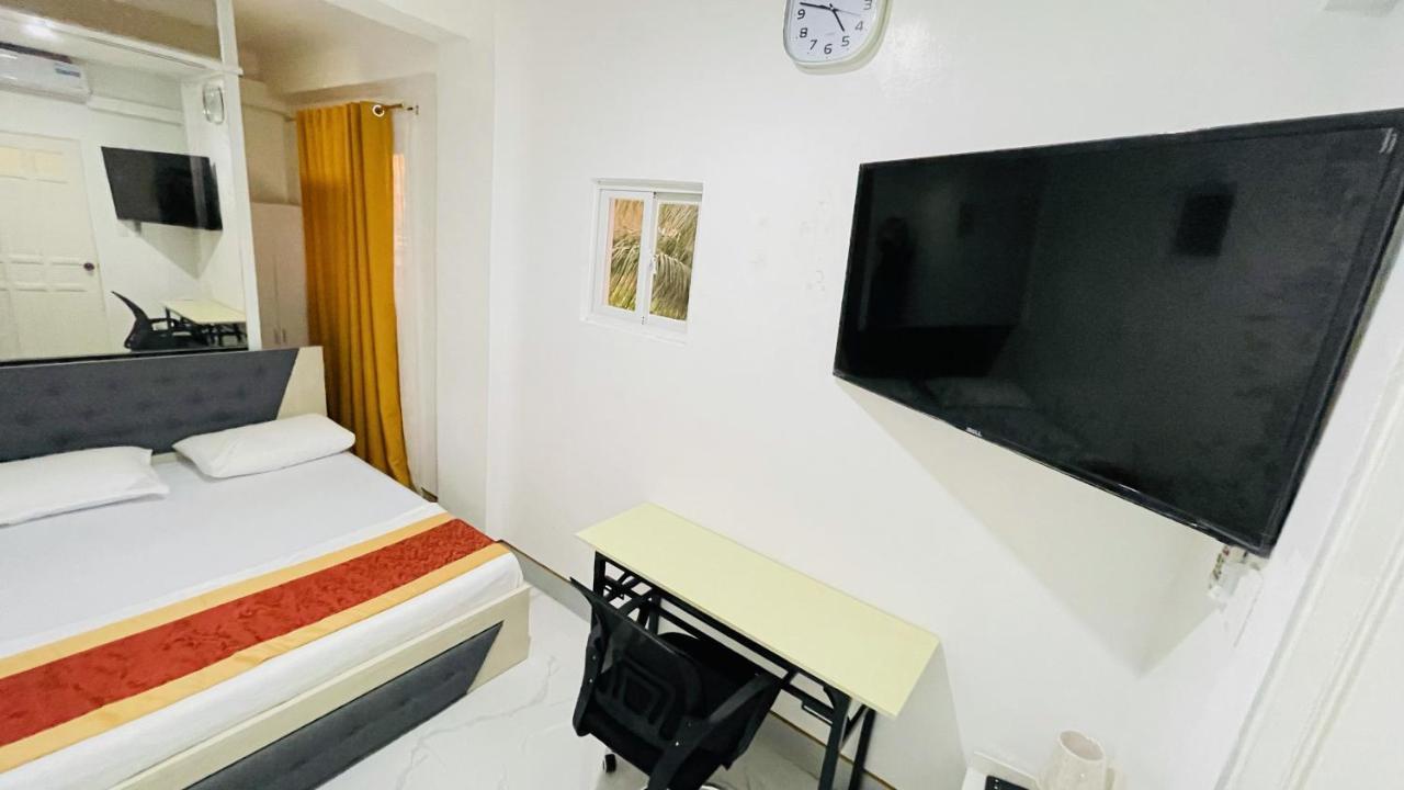 Legends Hotel & Restaurant - Lemery And Taal Εξωτερικό φωτογραφία