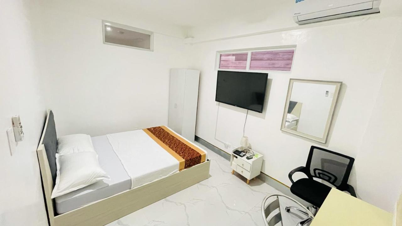 Legends Hotel & Restaurant - Lemery And Taal Εξωτερικό φωτογραφία
