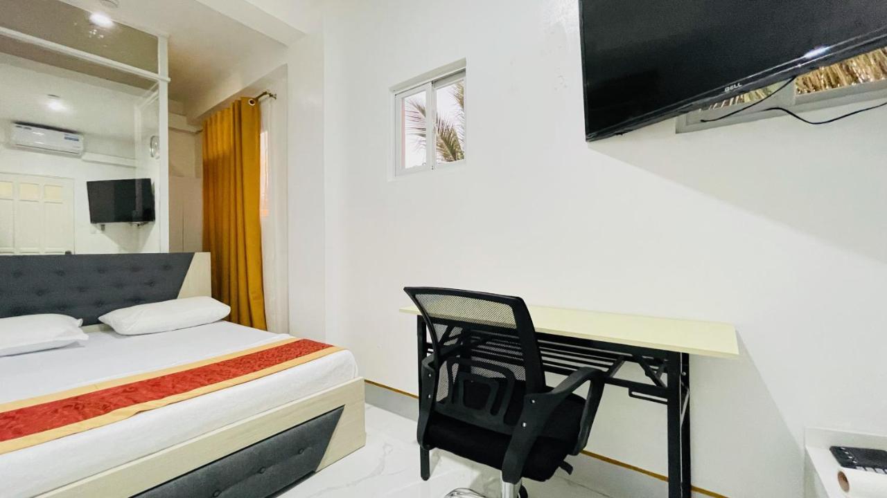 Legends Hotel & Restaurant - Lemery And Taal Εξωτερικό φωτογραφία
