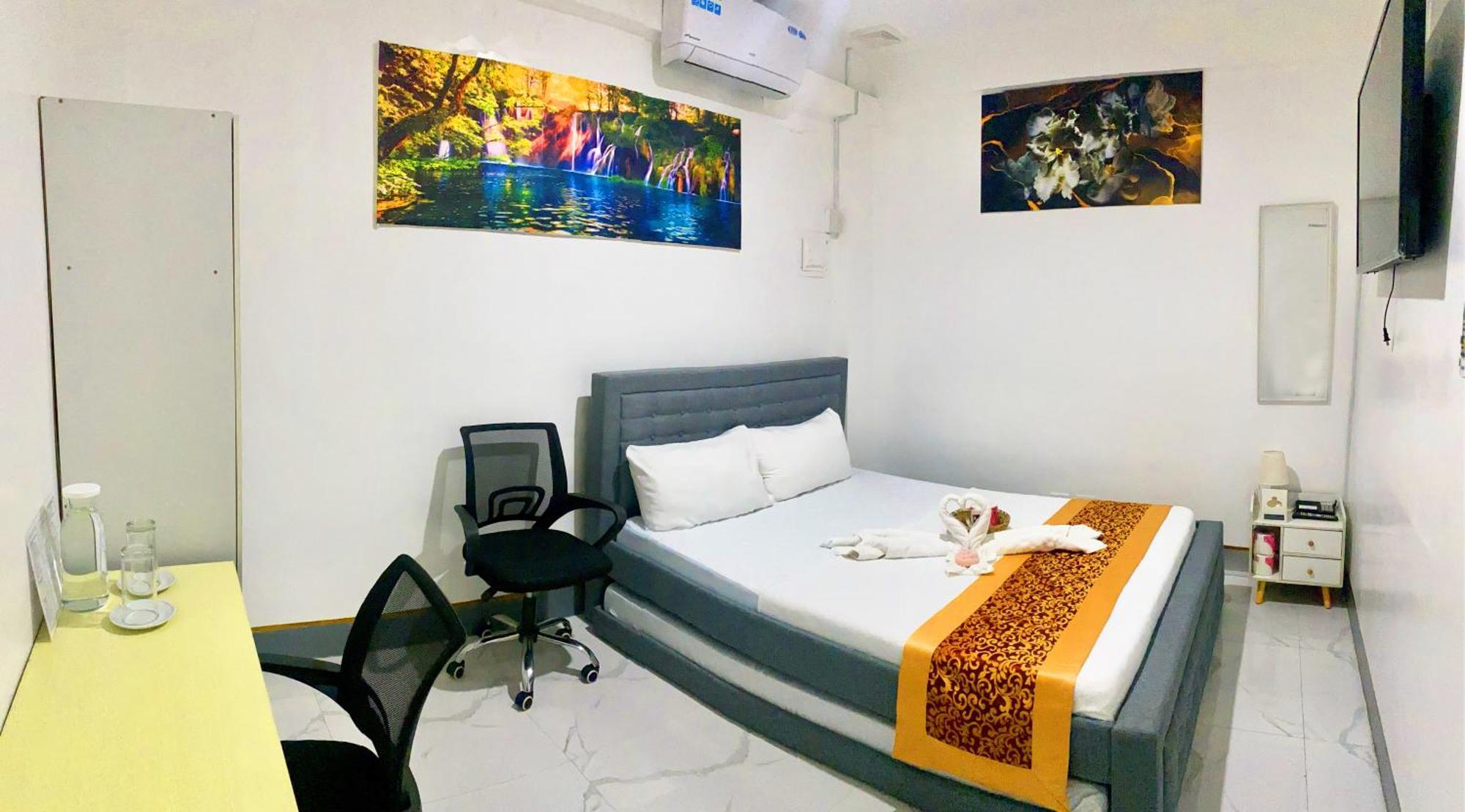 Legends Hotel & Restaurant - Lemery And Taal Εξωτερικό φωτογραφία